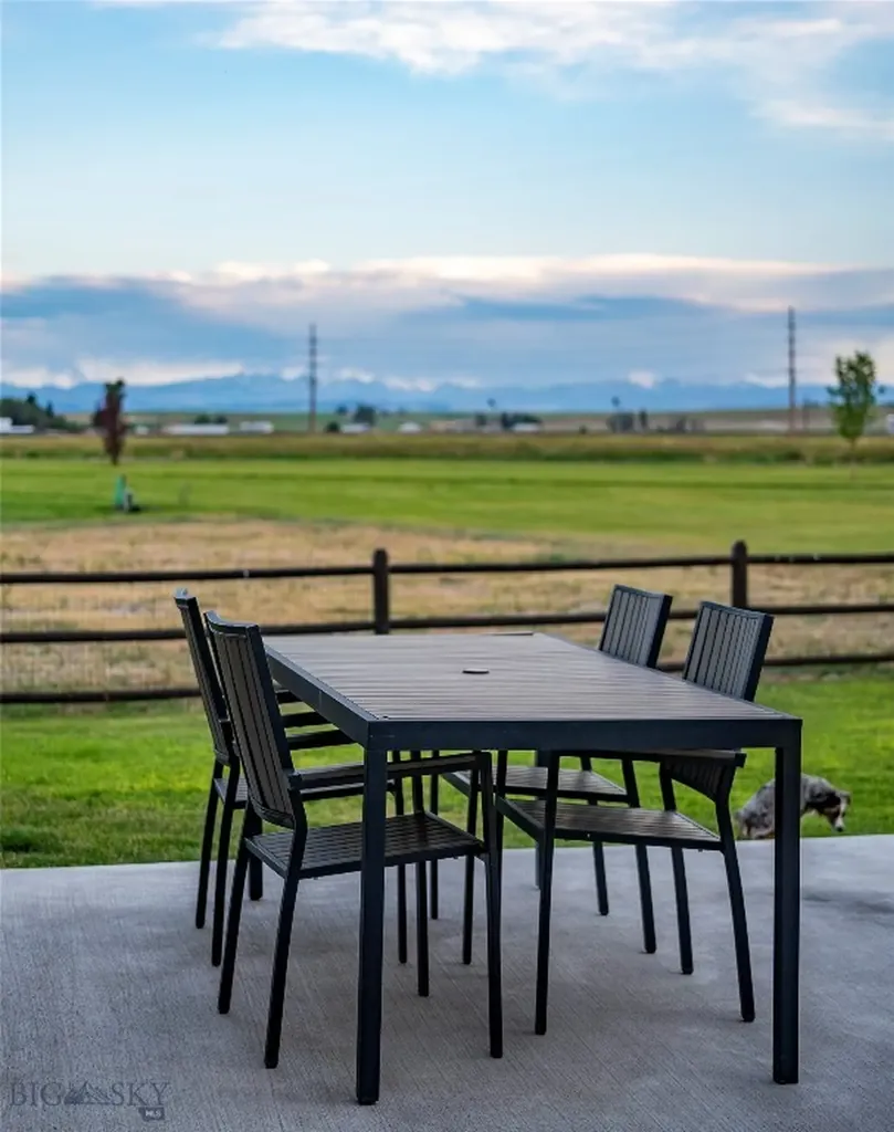 346 Pioneer Crossing Boulevard Manhattan MT 59741