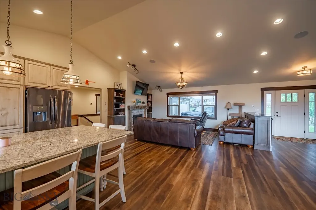 346 Pioneer Crossing Boulevard Manhattan MT 59741