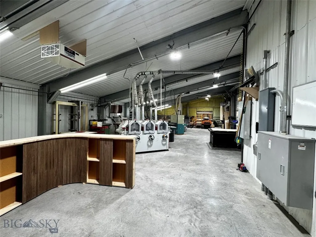 3445 N Highway 91 Dillon MT 59725