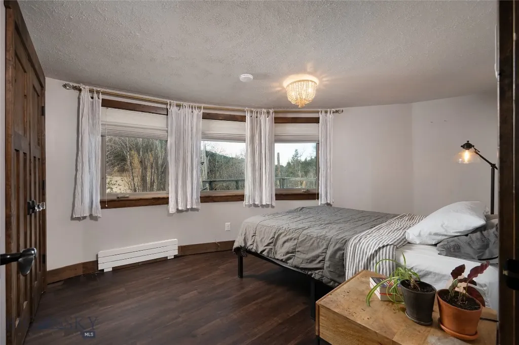 1759 Moffit Gulch Bozeman MT 59715