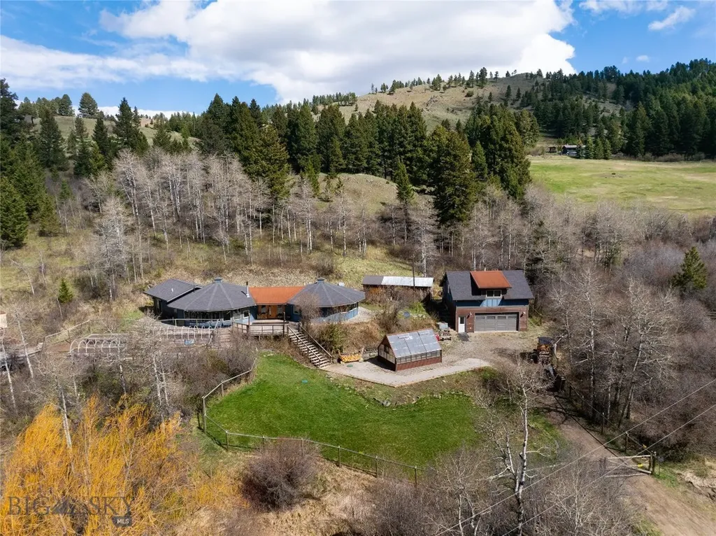 1759 Moffit Gulch Bozeman MT 59715