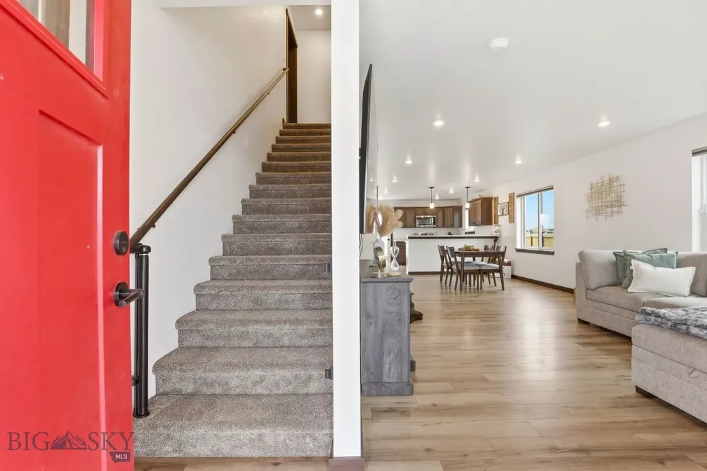2016 Ross Way Belgrade MT 59714