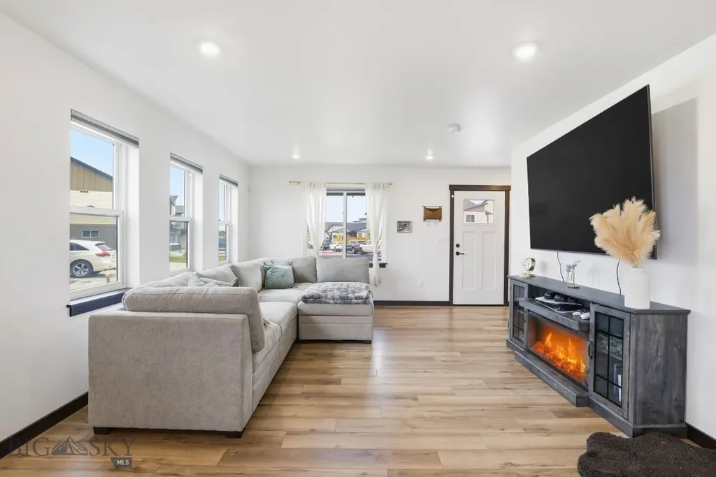 2016 Ross Way Belgrade MT 59714