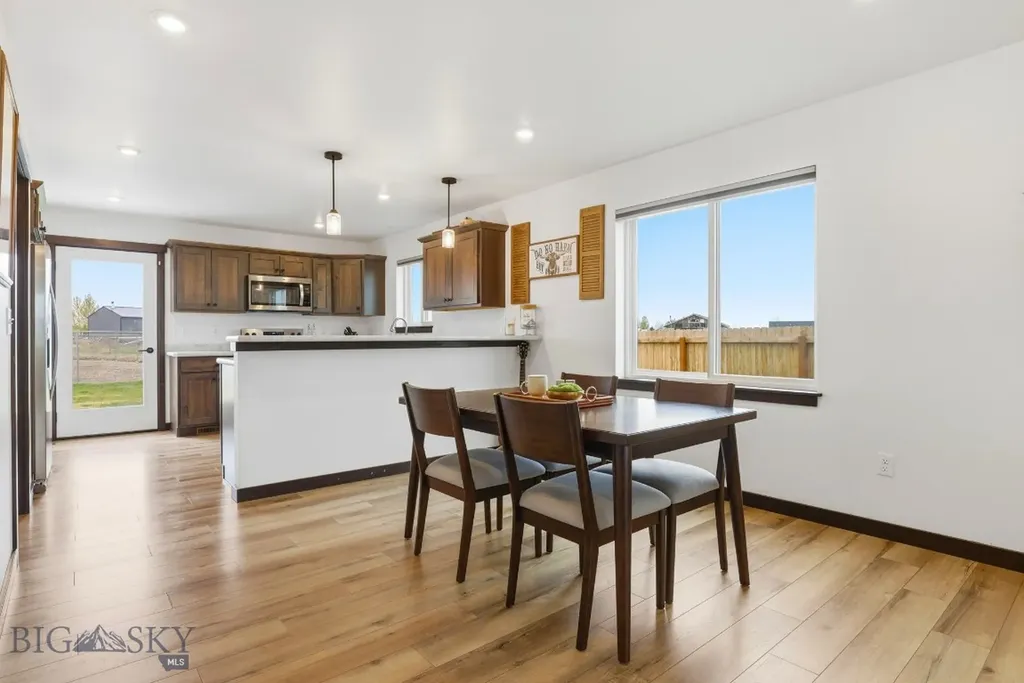 2016 Ross Way Belgrade MT 59714