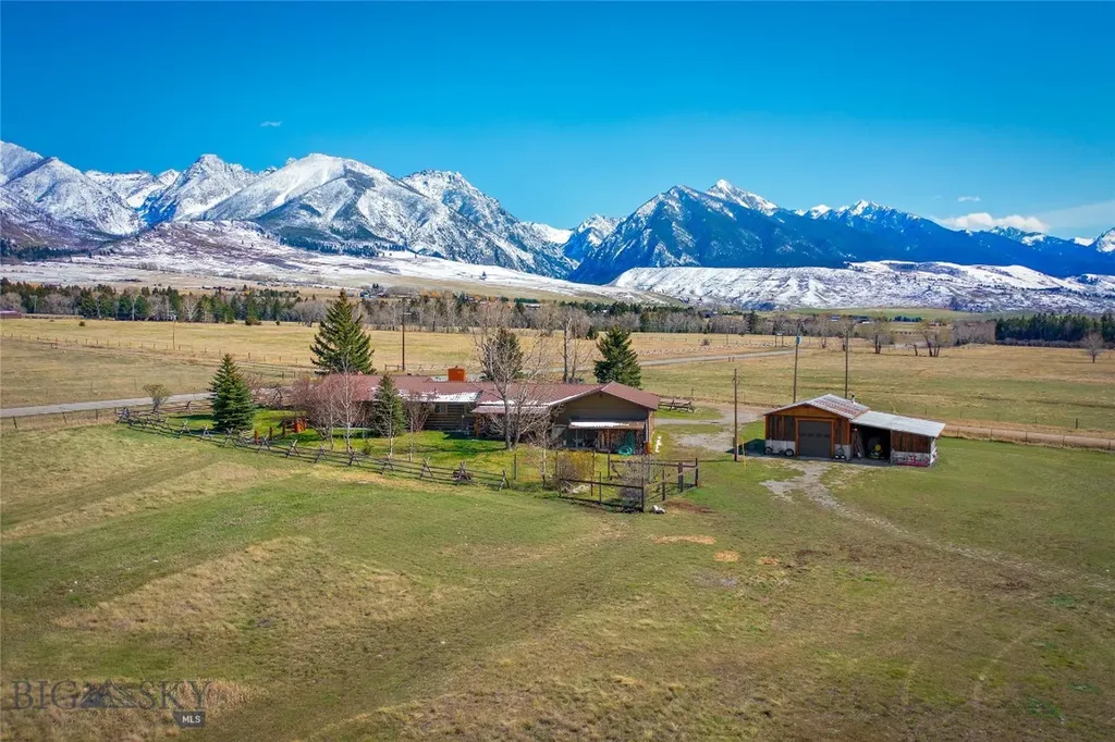 2 Jumping Rainbow Road Livingston MT 59047