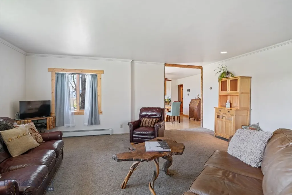 2 Jumping Rainbow Road Livingston MT 59047