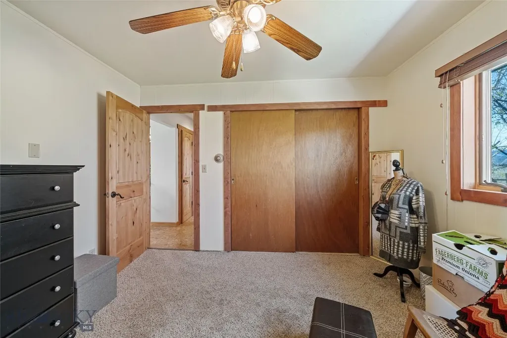 2 Jumping Rainbow Road Livingston MT 59047