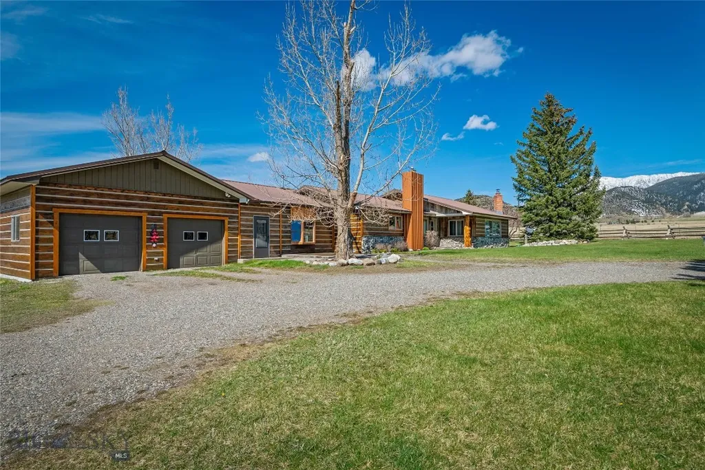 2 Jumping Rainbow Road Livingston MT 59047