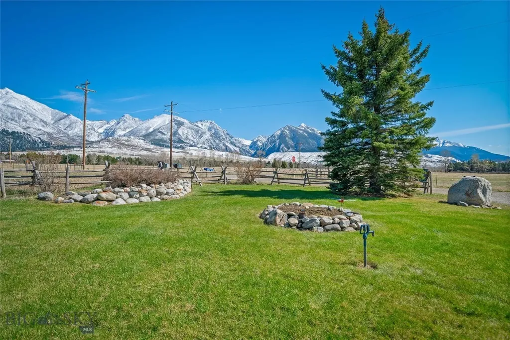 2 Jumping Rainbow Road Livingston MT 59047