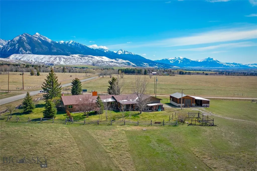 2 Jumping Rainbow Road Livingston MT 59047