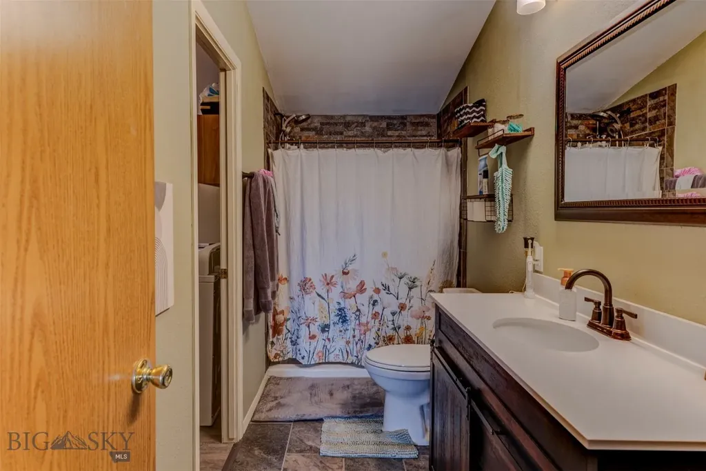 1207 W Reservoir Street Livingston MT 59047
