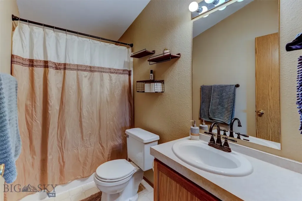 1207 W Reservoir Street Livingston MT 59047