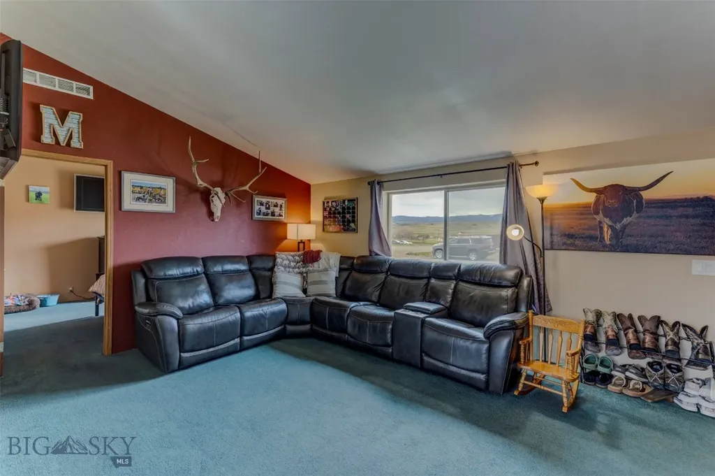 1207 W Reservoir Street Livingston MT 59047