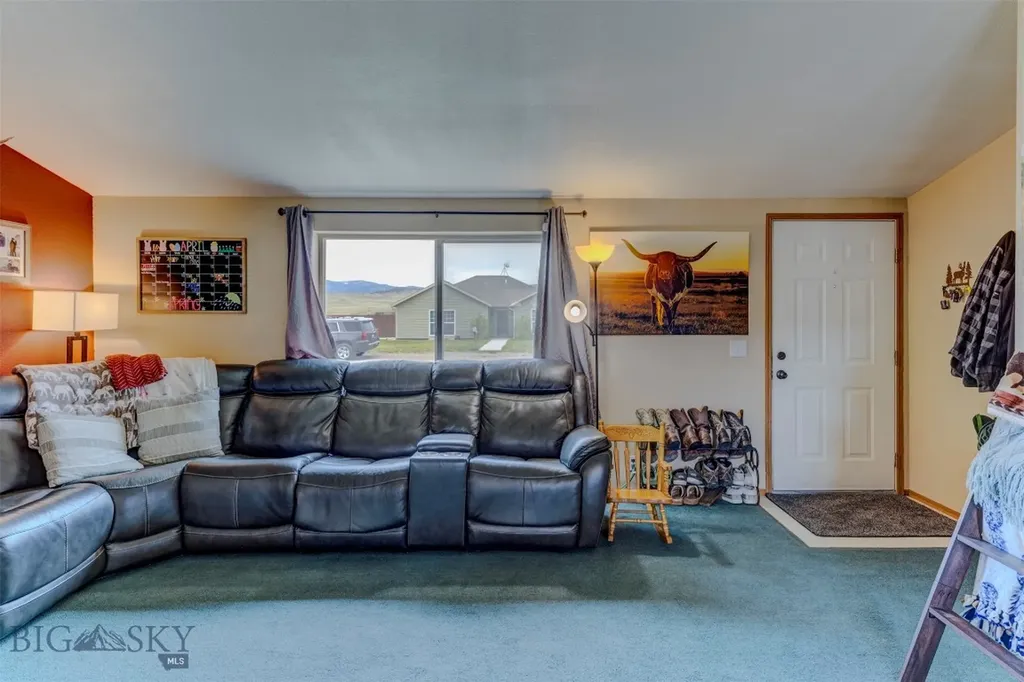 1207 W Reservoir Street Livingston MT 59047