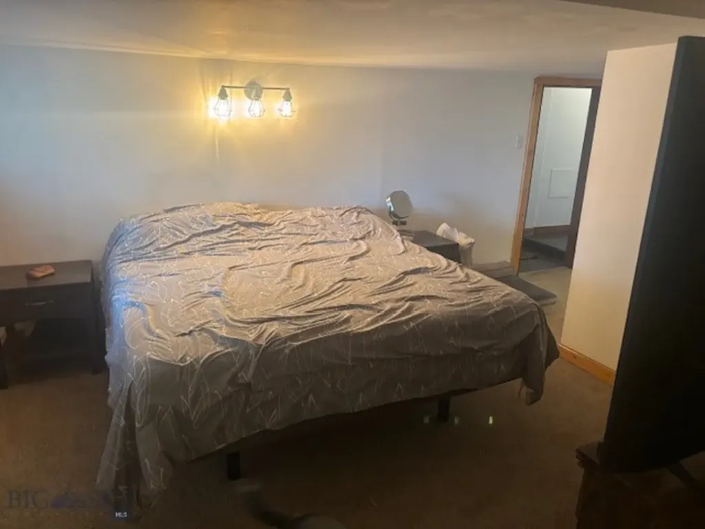2007 Monroe Butte MT 59701