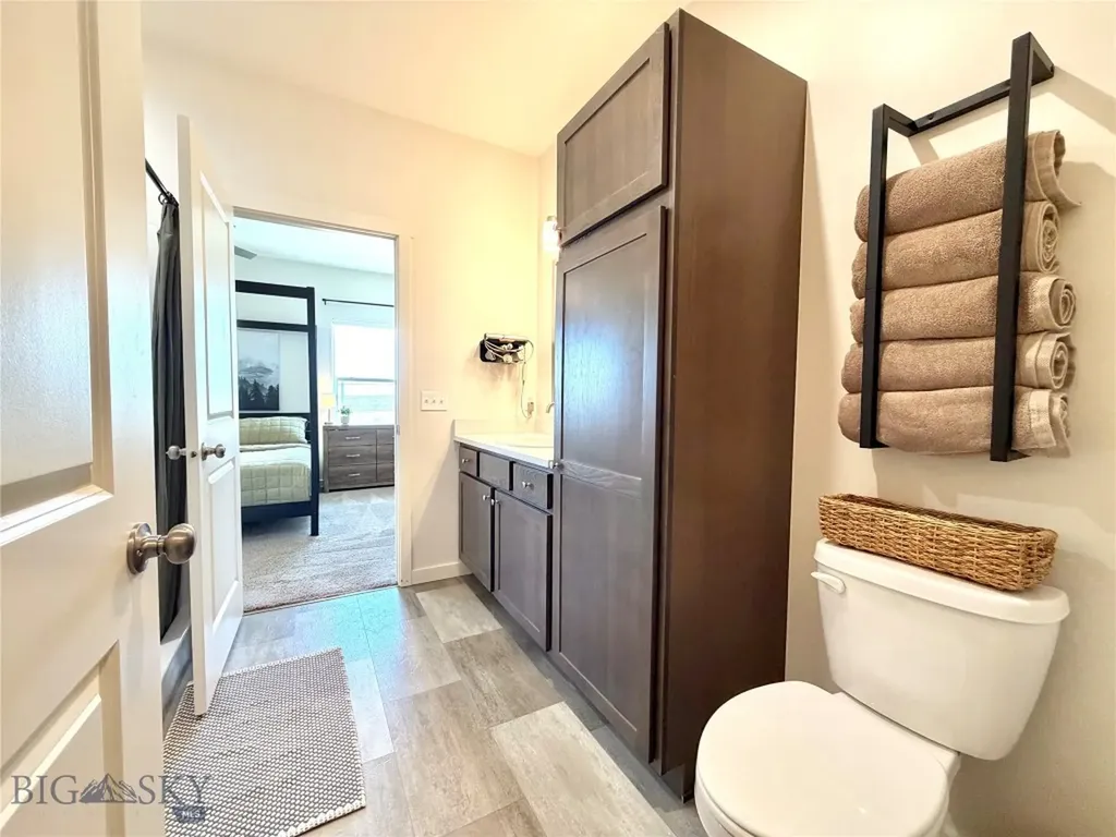 37 Santa Fe Three Forks MT 59752