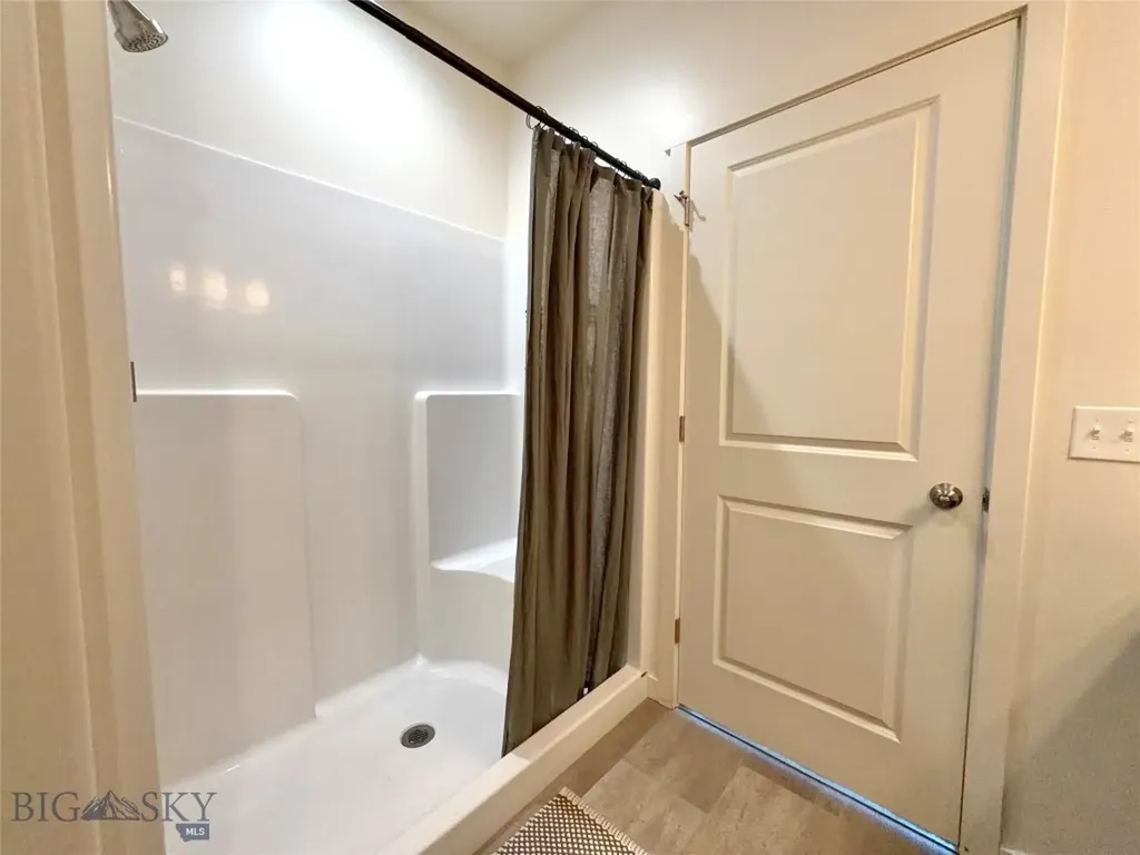 37 Santa Fe Three Forks MT 59752