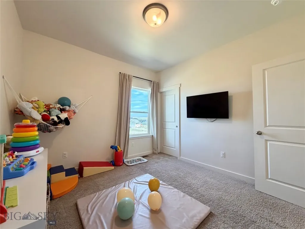 37 Santa Fe Three Forks MT 59752