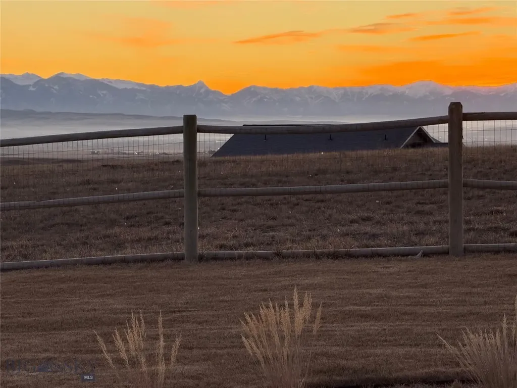 37 Santa Fe Three Forks MT 59752