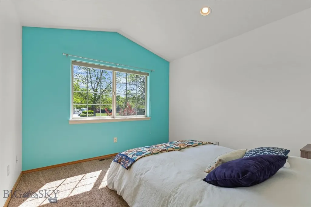 87 Clinton Lane Belgrade MT 59714