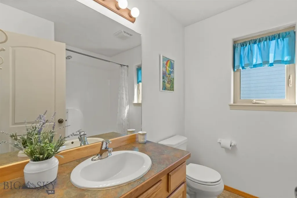 87 Clinton Lane Belgrade MT 59714