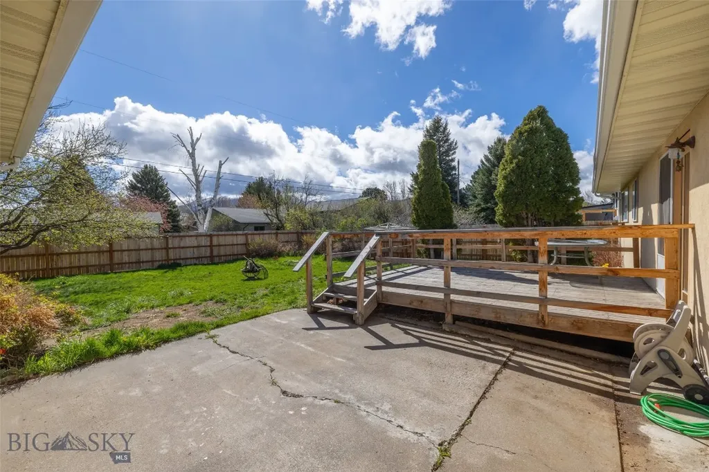 611 Meadowlark Street Livingston MT 59047