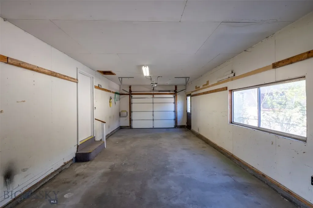 611 Meadowlark Street Livingston MT 59047
