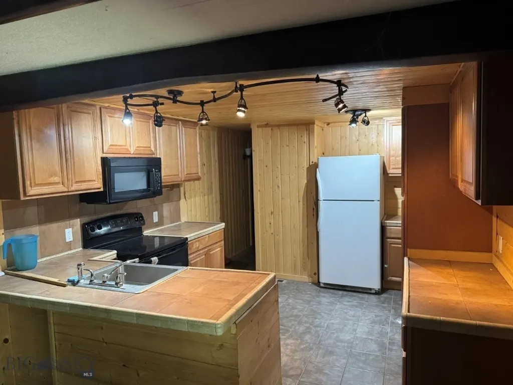 1036 Rock Creek Road Clinton MT 59825
