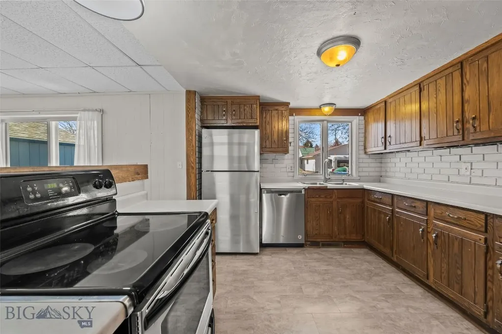 303 S Yellowstone Street Livingston MT 59047