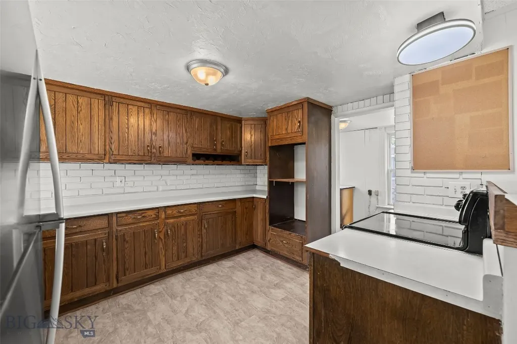 303 S Yellowstone Street Livingston MT 59047