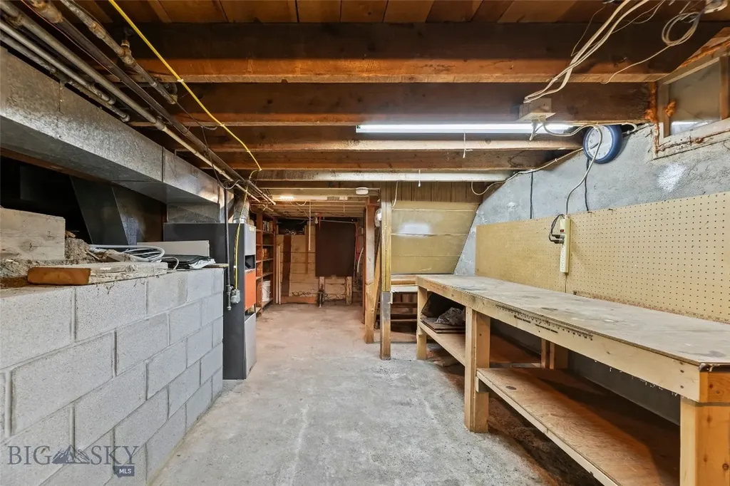 303 S Yellowstone Street Livingston MT 59047