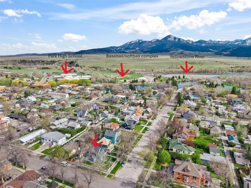303 S Yellowstone Street Livingston MT 59047