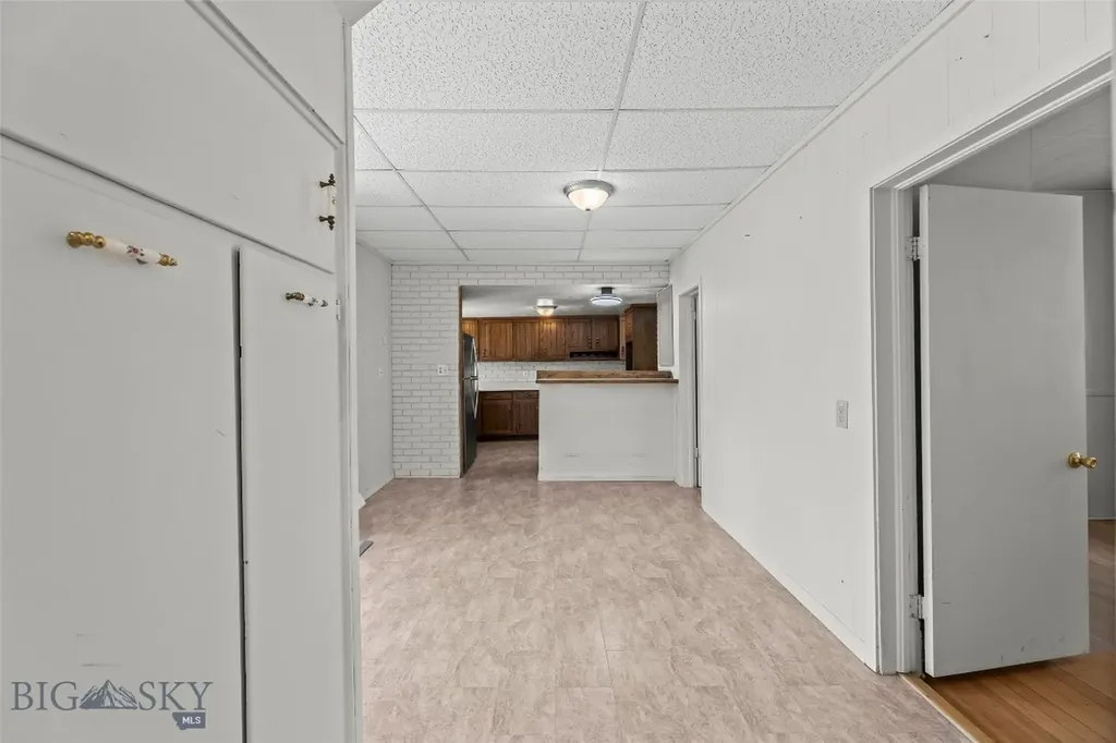 303 S Yellowstone Street Livingston MT 59047