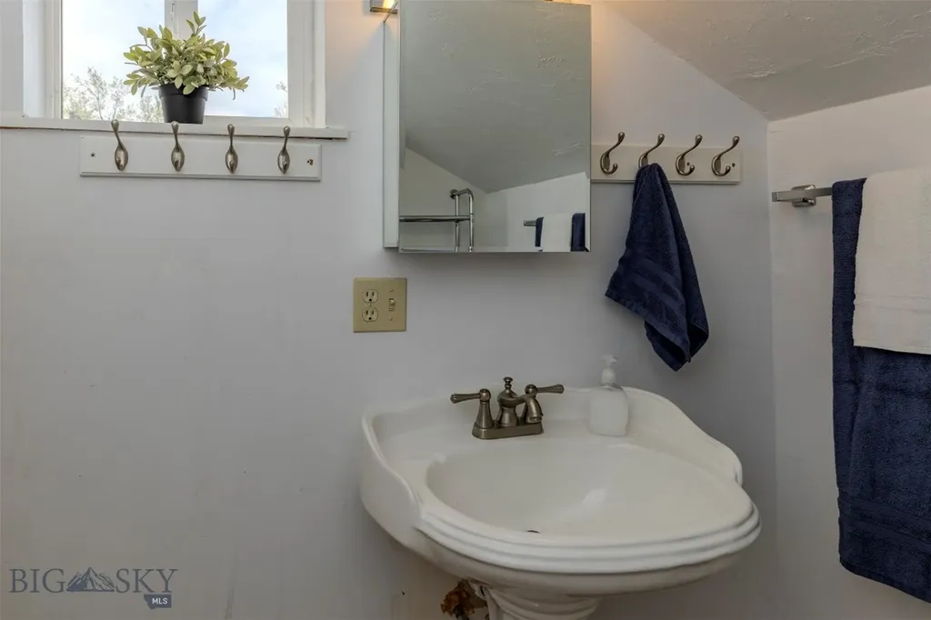 332 S K Street Livingston MT 59047