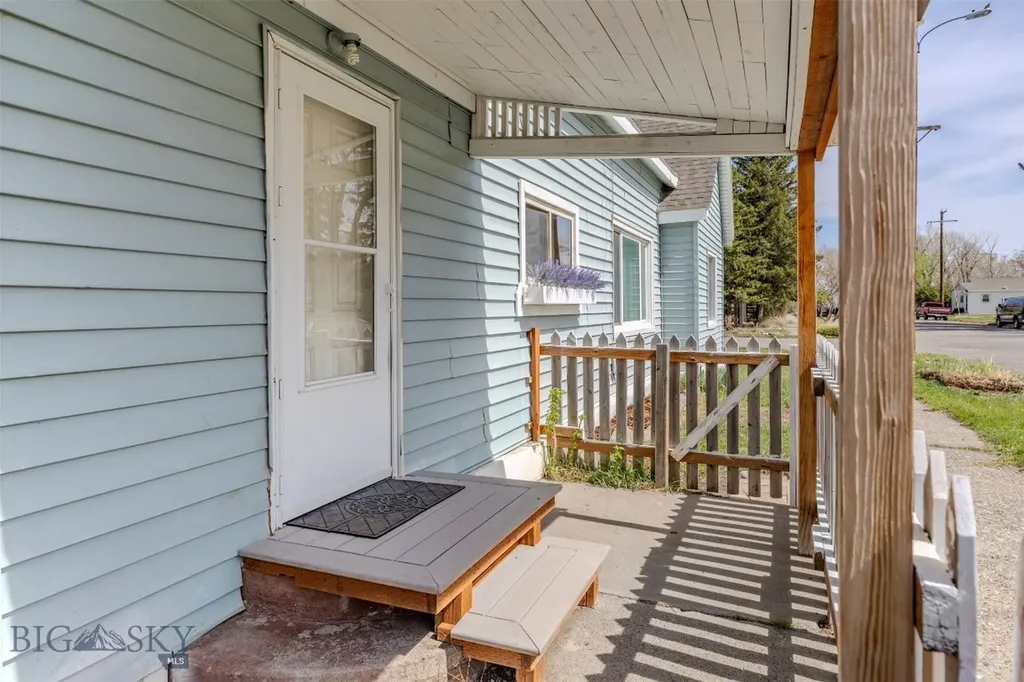 332 S K Street Livingston MT 59047