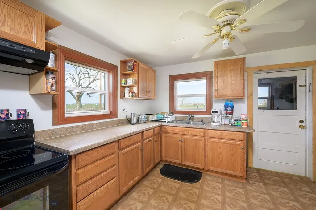 5213 Shepherd Acton Road Shepherd MT 59079