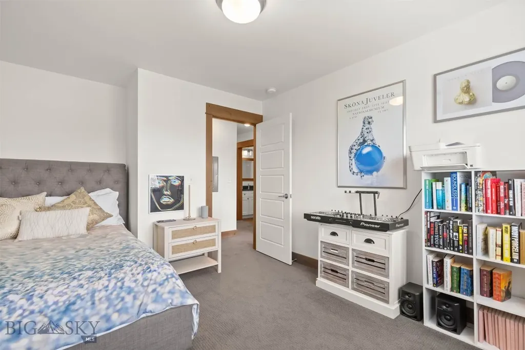 1012 Cassandra Lane Bozeman MT 59718