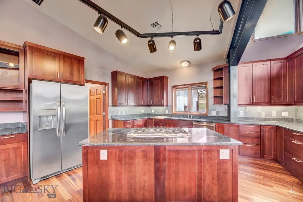 6131 Johnson East Helena MT 59635