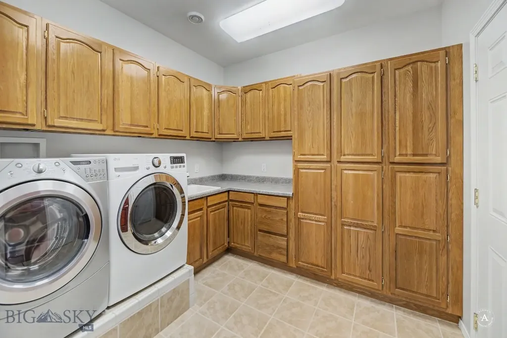 6131 Johnson East Helena MT 59635