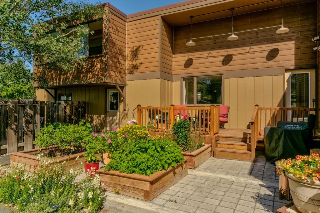 425 S 12th Street Livingston MT 59047