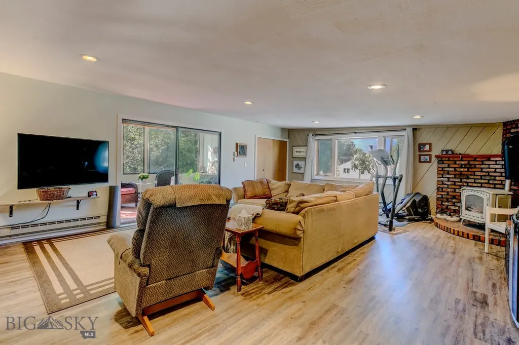 425 S 12th Street Livingston MT 59047