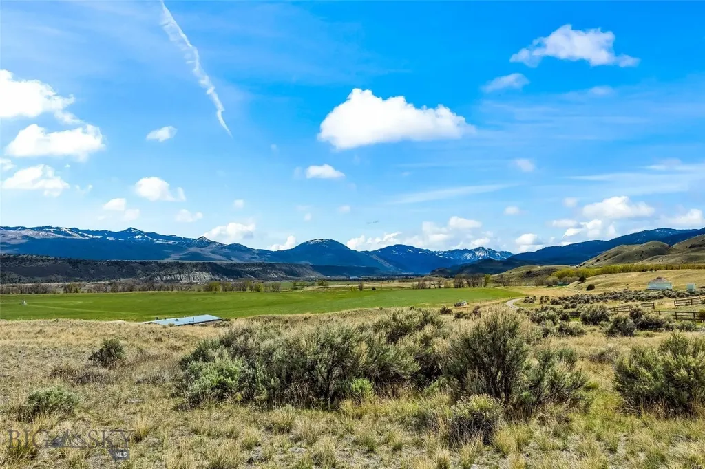 158 Dry Creek Road S Emigrant MT 59027