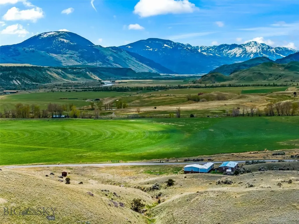 158 Dry Creek Road S Emigrant MT 59027