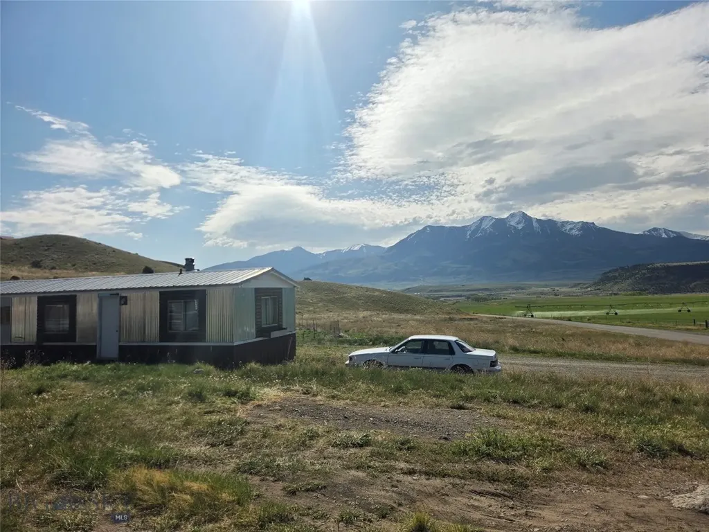 158 Dry Creek Road S Emigrant MT 59027