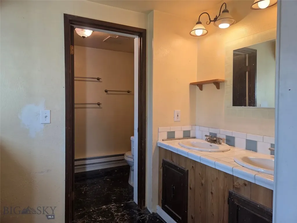 158 Dry Creek Road S Emigrant MT 59027