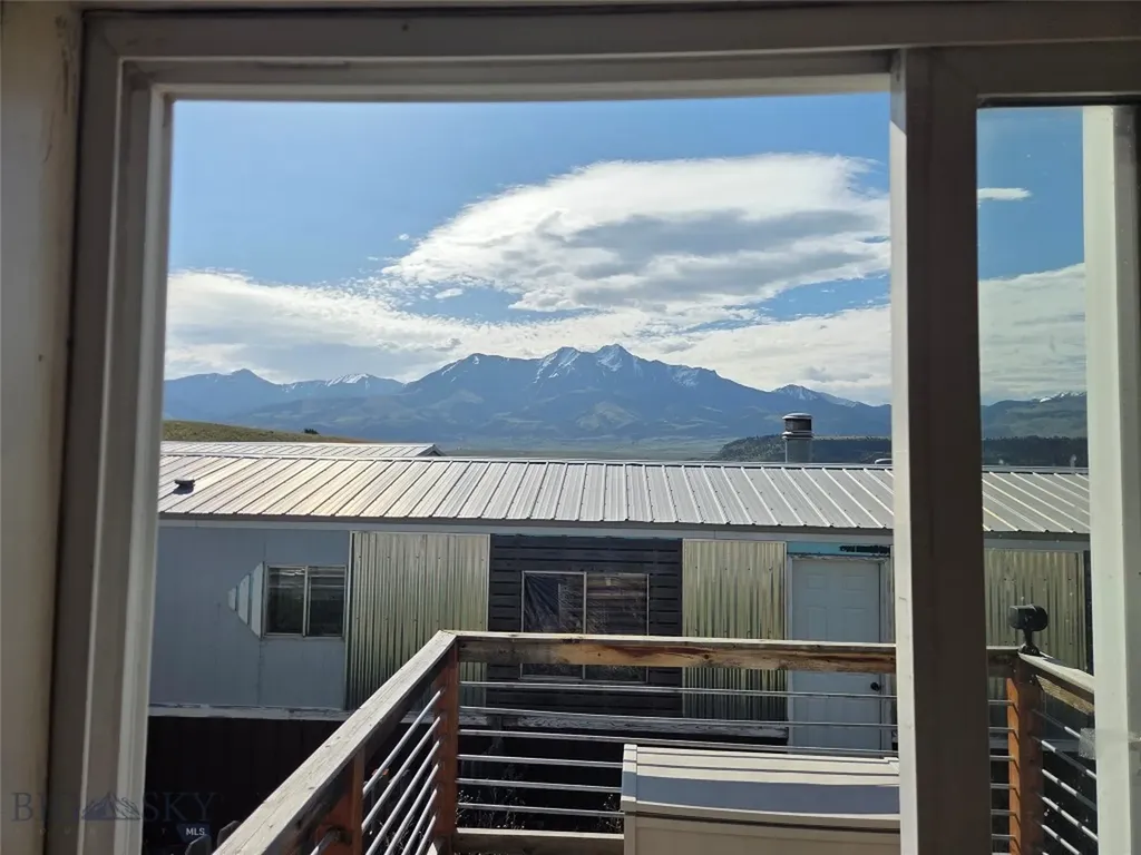 158 Dry Creek Road S Emigrant MT 59027