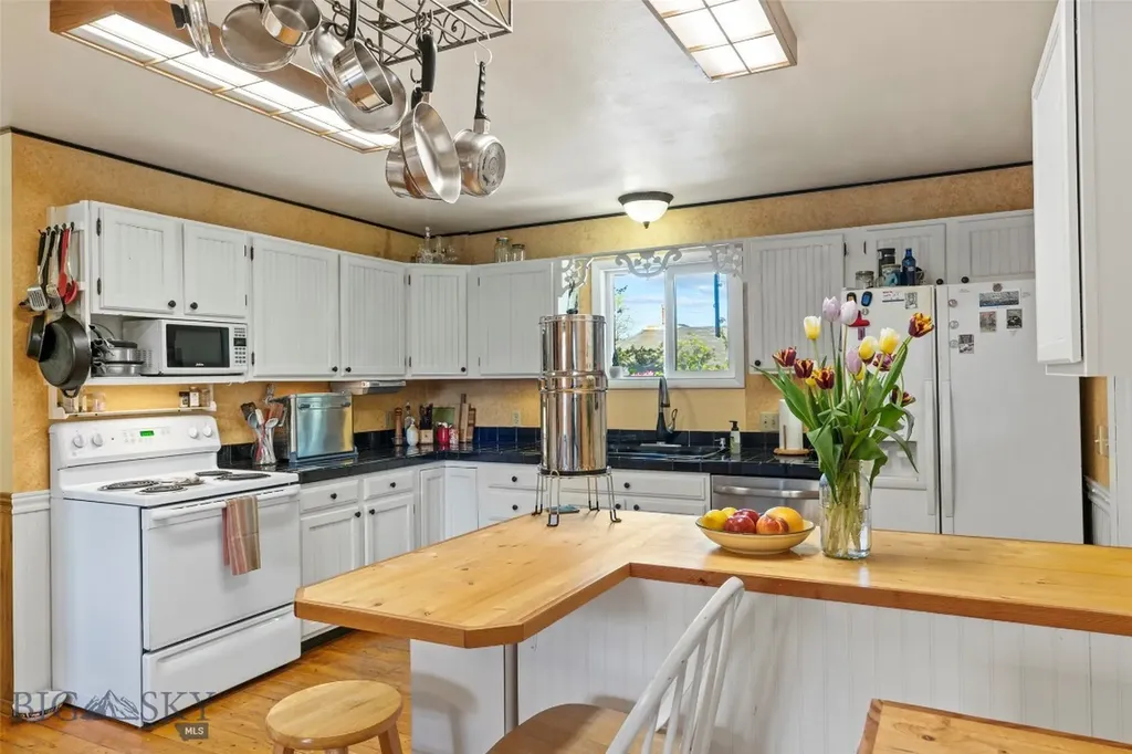 707 Montana Street Belgrade MT 59714