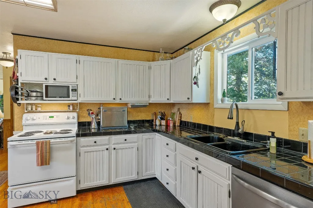 707 Montana Street Belgrade MT 59714