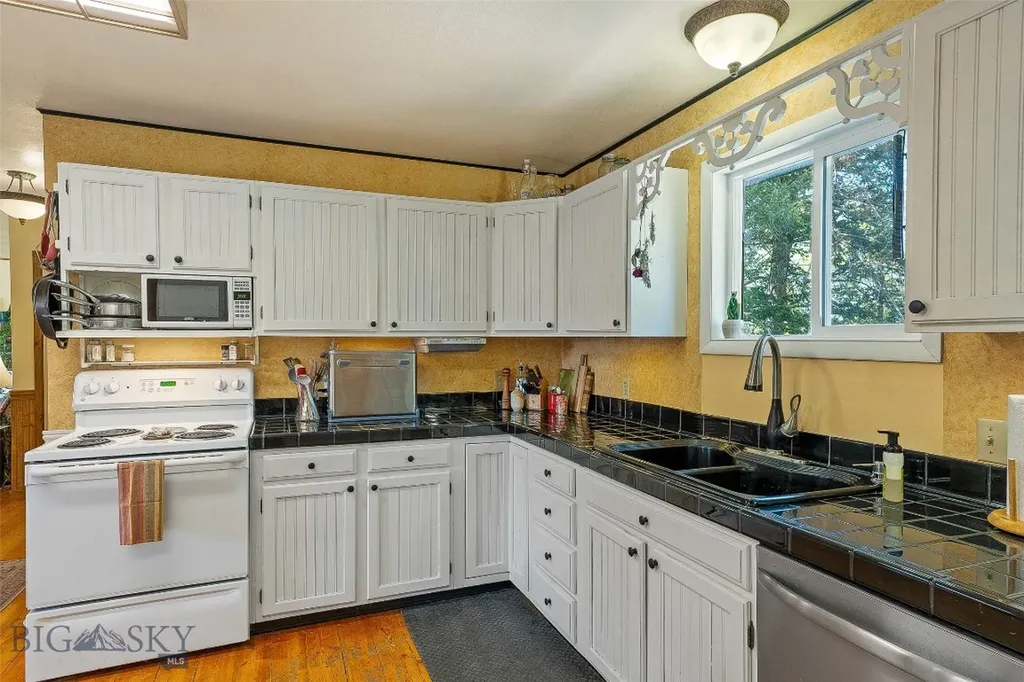 707 Montana Street Belgrade MT 59714