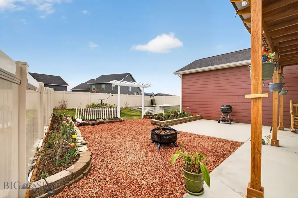 275 Meadow View Loop East Helena MT 59635